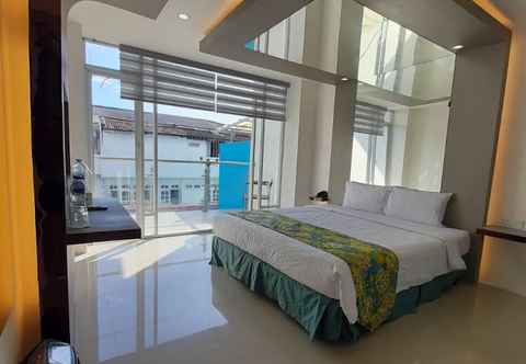Bedroom Hotel Surya Pantai Losari Makassar