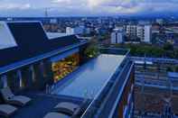 Kolam Renang Royal Malioboro by ASTON