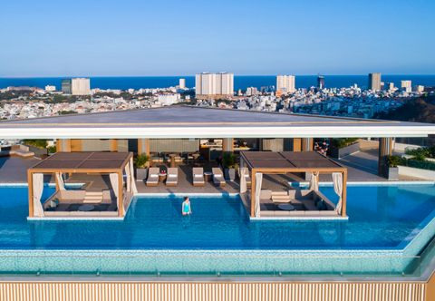 Hồ bơi Fusion Suites Vung Tau