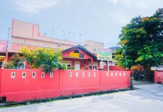 外部的 2 SPOT ON 2370 Berkah Homestay Syariah