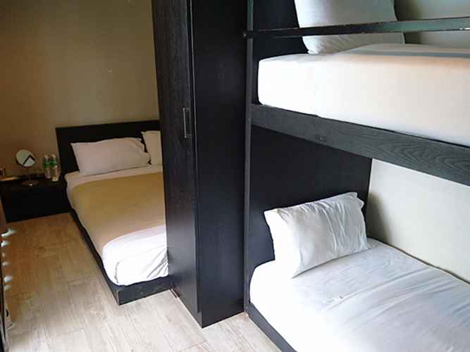 The Kabin Pantai Remis Kuala Selangor Malaysia