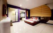 Kamar Tidur 5 OYO 477 Sriracha Hotel And Spa