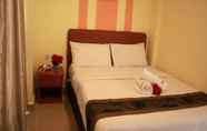 Bedroom 7 Sun Inns Hotel Permas Jaya