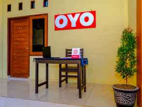 Lobby 4 OYO 2450 Hening Homestay Near Pantai Tanjung Bias