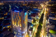 Exterior Deka Hotel Surabaya HR Muhammad