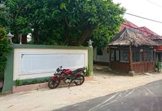 Exterior 4 OYO 2511 Karimun Indah Guest House