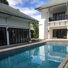 Halingen Villa 1, Hotel Bocami Suites By Azure