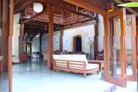 Lobby Villa Batu Jimbar