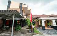 Exterior 4 OYO 2285 Art Guest House Syariah Near RSUD Kota Yogyakarta