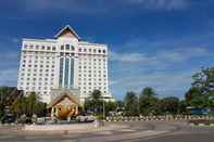 ภายนอกอาคาร Don Chan Palace Hotel & Convention