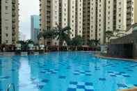 Kolam Renang Nyaman mediterania palace