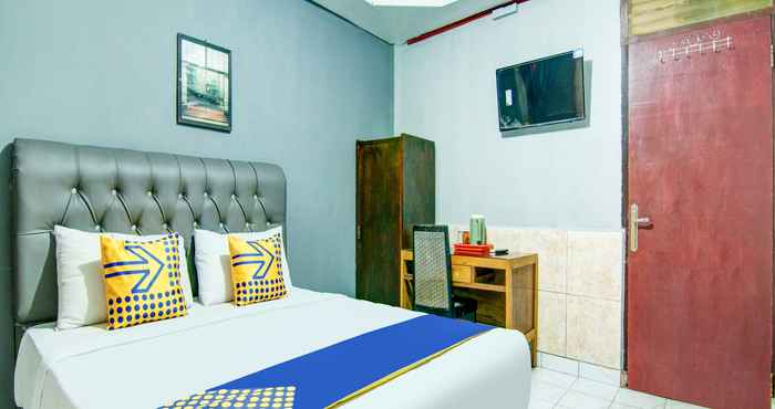 Bedroom SPOT ON 2690 Hotel Tampan