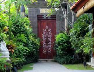 Exterior 2 Aradhana Villas by Ekosistem