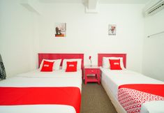 Kamar Tidur 2 OYO 89710 Saujana CT View Hotel