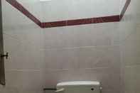 In-room Bathroom Dee Wana Resort 2