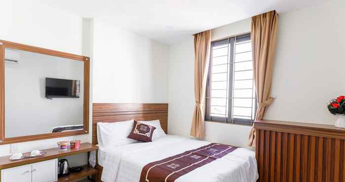 Kamar Tidur Moschino HT Hotel Nha Trang