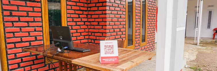 ロビー OYO 2369 Cempaka Residence Ciwidey