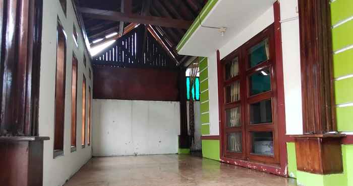 ล็อบบี้ Homestay Ceria Cipanas Garut