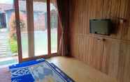 Bedroom 2 ADK Papandayan Homestay &Tour