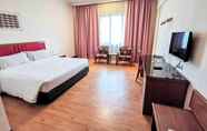 Bedroom 7 Crystal Crown Hotel Harbour View Port Klang