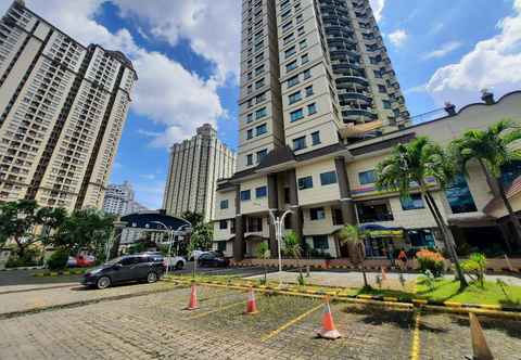 Exterior 3BR Puri Kemayoran Apartment Jakarta with wifi 98m2 by Imelda