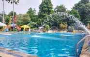 Swimming Pool 4 Saung Dolken Syariah Resort & Hotel