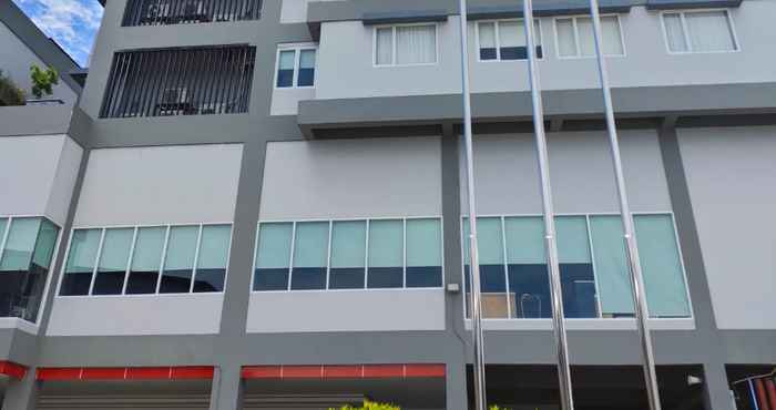 Exterior Grand Zuri Ketapang