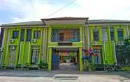 Bangunan 2 SPOT ON 2815 Hotel Damai Cilacap