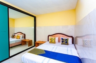 Bedroom SPOT ON 2815 Hotel Damai Cilacap