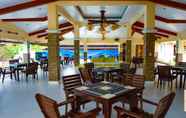 Restoran 6 RSAM Beach Resort by Cocotel