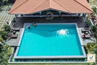 Swimming Pool RSAM Beach Resort by Cocotel