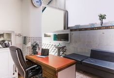 Lobby 6 OYO 2628 Kartini Residence