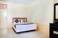 Bedroom SPOT ON 2610 ZN Guest House Makassar