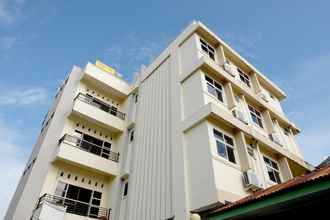 Bên ngoài 4 SPOT ON 2610 ZN Guest House Makassar