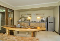 Accommodation Services 7 Amara Giri 