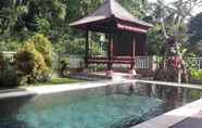 Kolam Renang 2 The Arya Villas River Side