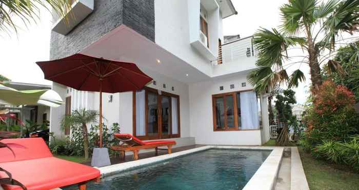 Kolam Renang The Arya Villas River Side