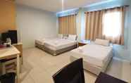 Kamar Tidur 7 AT Home Hotel