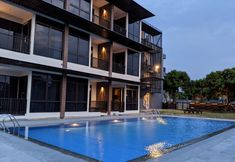 Swimming Pool 2 Stay Maja