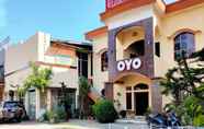 Bangunan 2 OYO 2994 Hotel Wedika