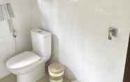 Toilet Kamar 3 The Captains Villa