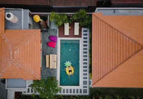 Swimming Pool Antara House