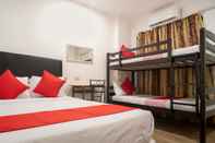 Bilik Tidur OYO 552 Vines Ape Nap Hostel