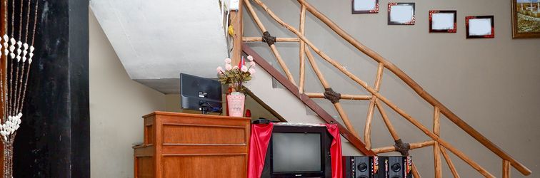 로비 OYO 2430 Lisshaffa Residence