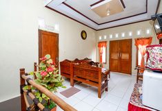 Lobby 7 OYO 2430 Lisshaffa Residence
