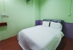 Bilik Tidur 2 OYO 89852 Billion Garden Motel