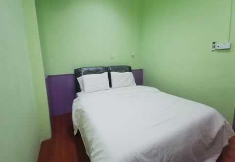 Bilik Tidur OYO 89852 Billion Garden Motel