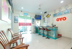 Lobby 5 OYO 89877 Sun Triang Hotel