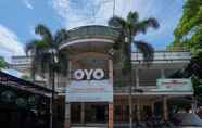 Exterior 2 OYO 2707 Graha Surya Syariah