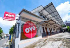 Bangunan 5 Super OYO 2803 Orchid House